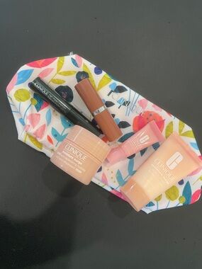 Clinique makeup and Skincare Set